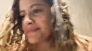 Alana15 creamy pussy play