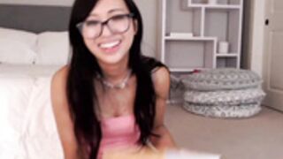 Tifa plays with a tentacle