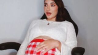 avawhite sexy pregnant belly 1