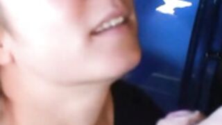 Kleinemaus22 Big facial in parking