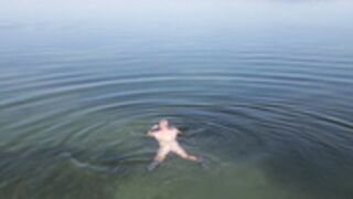 noel lauffenburger à l'essai pour la peche en mode nake