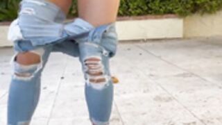 KM pissing 2