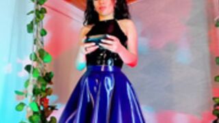 sweet_agony_ in blue and black latex, 2023-06-17 16-38