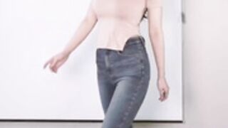 Nor4joy1ng cosplay catwalk