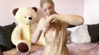 Tan encasement dressing