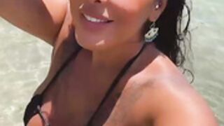 Mariza Villarreal Nina mercedez 5