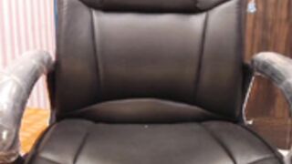 mahi piss show