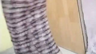 Pihu pissing@ 13:45