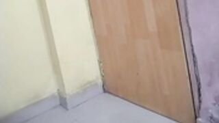 Pihu pissing@ 13:45
