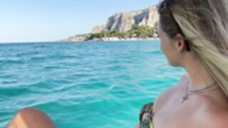 Dani Fae Flashing