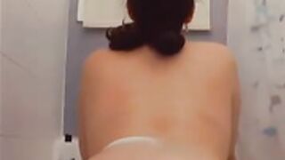 sinfulalexia bathtub