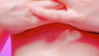 xloe 2023-07-02 wow hand bra rub and cut shirt