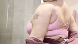 Sexy BBW Young Amateur Housewife