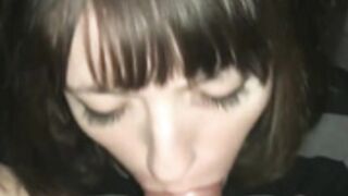 Alt chick sucks cock