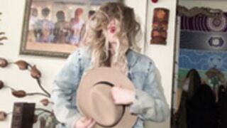 Katarina Keen Kat Keen Zishy Dance Off