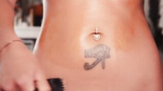 Gina Carla - Golden Pussy With Heels