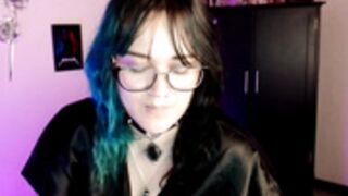 Issis_deamon aka yisel is a cocksucking emo