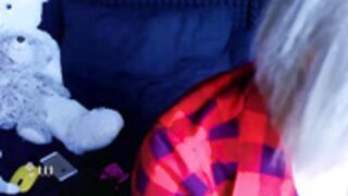 inCaroline dildo in cunt in Caroline LOL