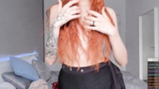 Jennifer_Ewans hairbra nipslip on 7 July 2023