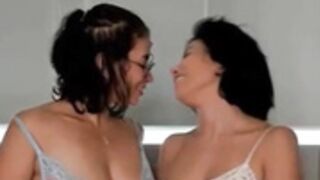 Florabella llesbian
