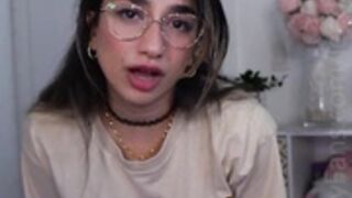 ASMR Leedah stepmommy helps you bust