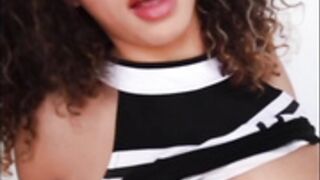 urfavelightskin cheerleader joi + cum countdown