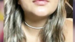 MafeOrtiz hanging titts pt.1