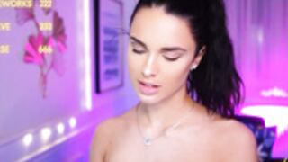 Cinnabellee perky boobs