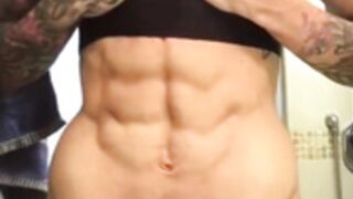abs flexing comp
