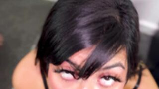 Aaliyah Yasin 01 - Birthday Blowjob POV