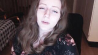 Thick chick moaning asmr