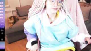 littlefleur Burning dildo in the pot!!