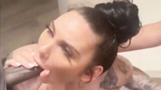 Taytatted and Mami Gianyy threesome