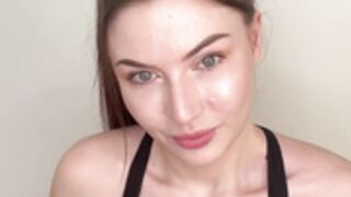 Audreyandsadie floor masturbation