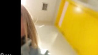 KiraBlake  2023-07-27 cunt jerks off in fitting room