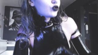 Dakota_twin, latex gloves, 2023-07-06 07:37