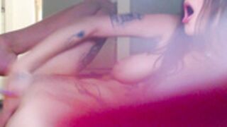 Elisa_Bright 2023-06-12 masturbates