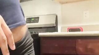 LilPhatty shows her titties
