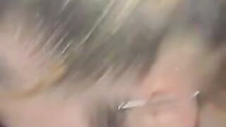 Girl knows how to suck