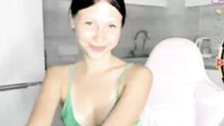 SelenaHold 11