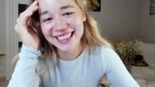 kristyspiritedaway    toppless ? female_chaturbate