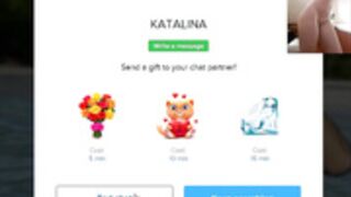 Katalina chica Colombiana Coomeeet