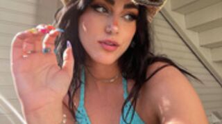 Stepdaughter aka Tinyholestinytits