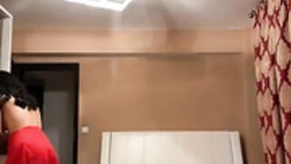 Rileysim88 masterbating with dildo