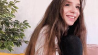 Bella-twix_Stripchat_2023-08-05_12-29-36