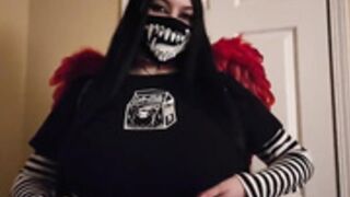 EssKayUWU Boob Reveal and bounce