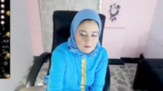FatimaAnich_BongaCams_2023-08-07_22-11-50 - 1of2