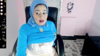 FatimaAnich_BongaCams_2023-08-07_22-11-50 - 1of2