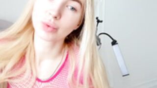 ibarbie_MyFreeCams_2023-08-09_10-46-03