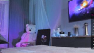 Kari 230129 1520 Striptease&Blowjob